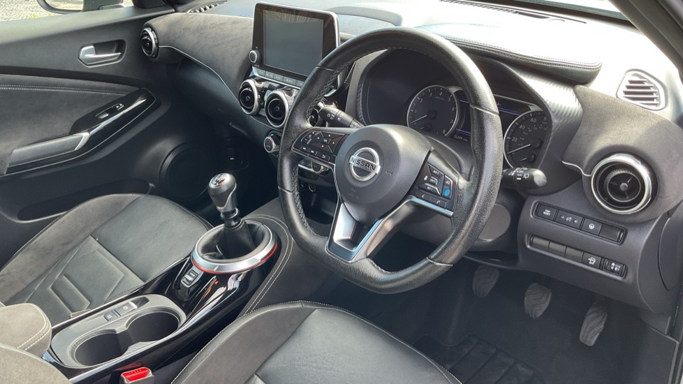 Nissan Juke 1.0 DiG-T 114 Tekna+ 5dr Petrol Hatchback - Image 11