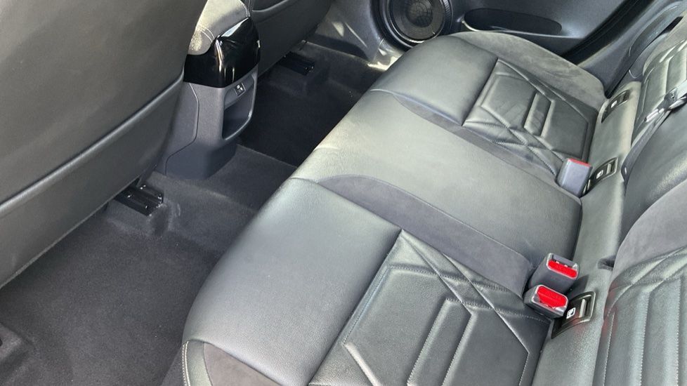 Nissan Juke 1.0 DiG-T 114 Tekna+ 5dr Petrol Hatchback - Image 16