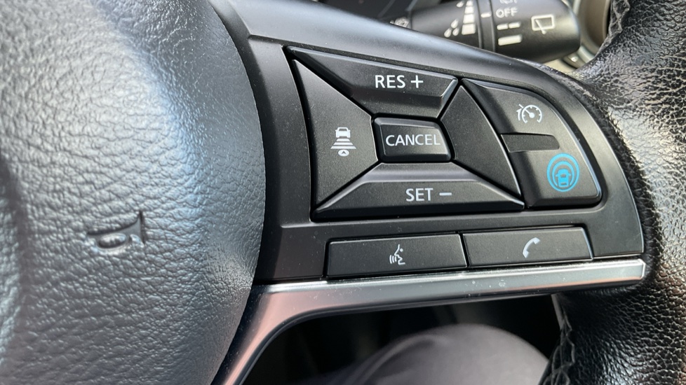 Nissan Juke 1.0 DiG-T 114 Tekna+ 5dr Petrol Hatchback - Image 25