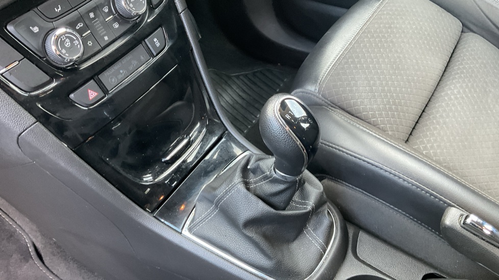 Vauxhall Mokka X 1.4T Griffin 5dr Petrol Hatchback - Image 13