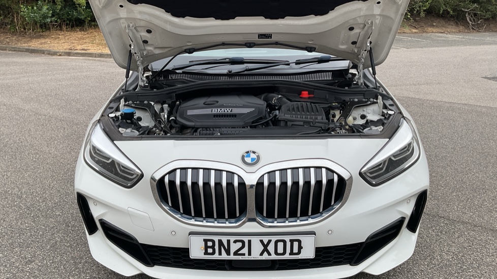 BMW 1 Series 118i [136] M Sport 5dr Petrol Hatchback - Image 8