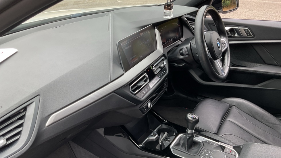 BMW 1 Series 118i [136] M Sport 5dr Petrol Hatchback - Image 9