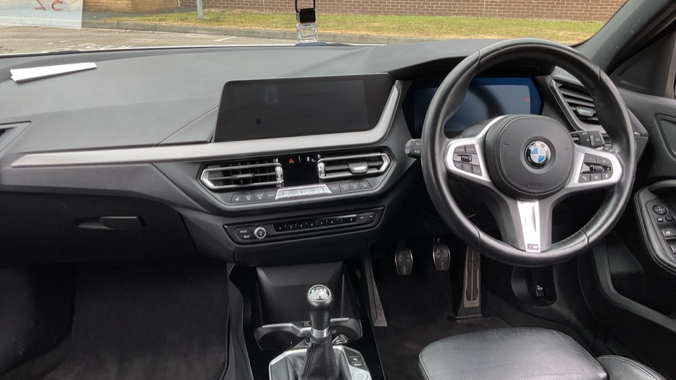 BMW 1 Series 118i [136] M Sport 5dr Petrol Hatchback - Image 10