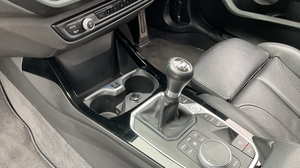 BMW 1 Series 118i [136] M Sport 5dr Petrol Hatchback - Image 13