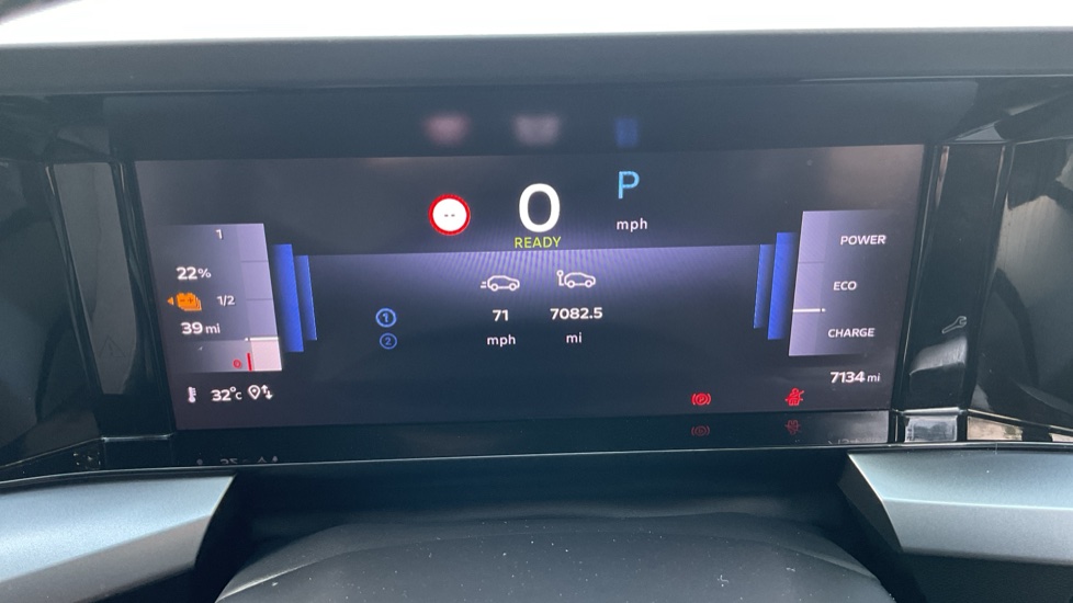 Vauxhall Frontera 83kW GS 44kWh 5dr Auto Electric Estate - Image 18
