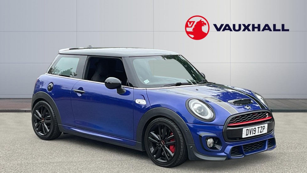 MINI Hatchback 2.0 Cooper S Sport II 3dr Auto Petrol Hatchback - Image 1