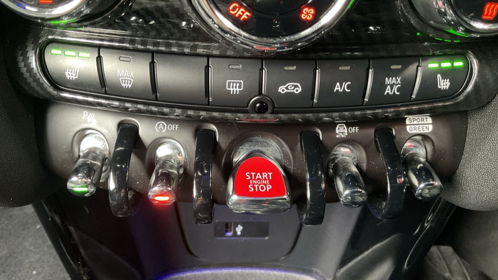 MINI Hatchback 2.0 Cooper S Sport II 3dr Auto Petrol Hatchback - Image 22