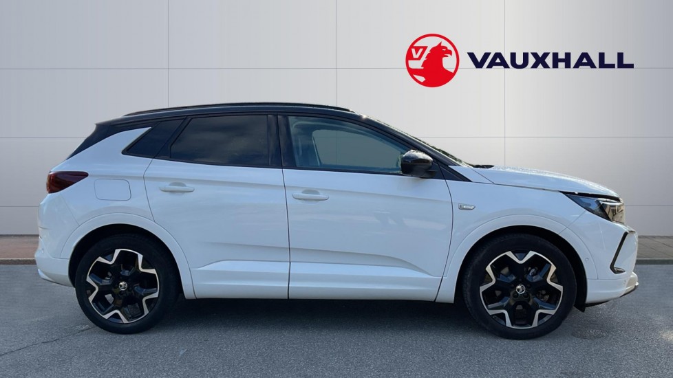 Vauxhall Grandland 1.2 Turbo Ultimate 5dr Petrol Hatchback - Image 5