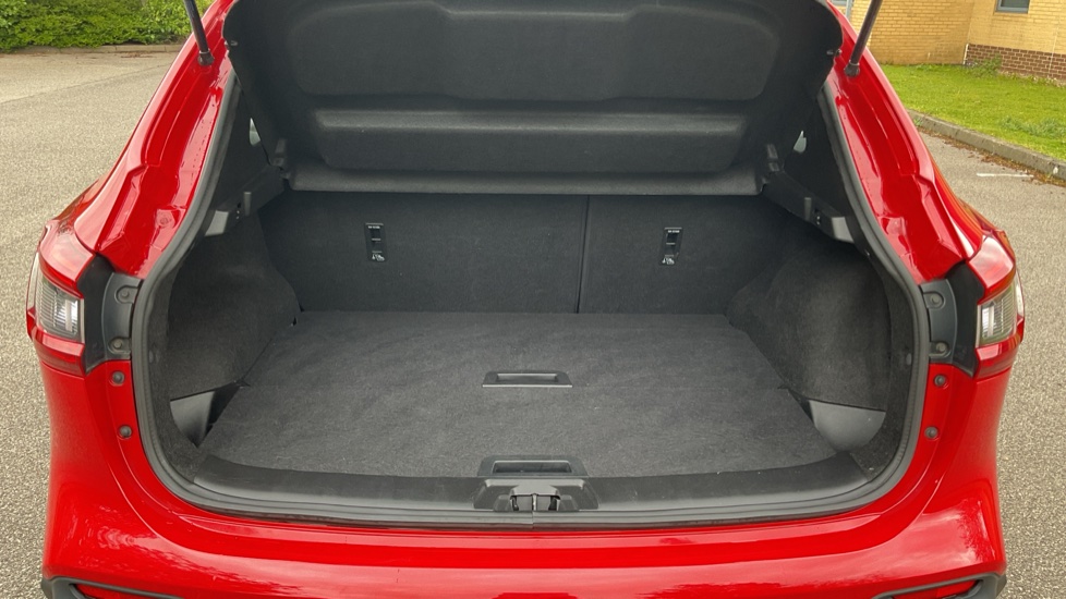 Nissan Qashqai 1.3 DiG-T Acenta Premium 5dr Petrol Hatchback - Image 4