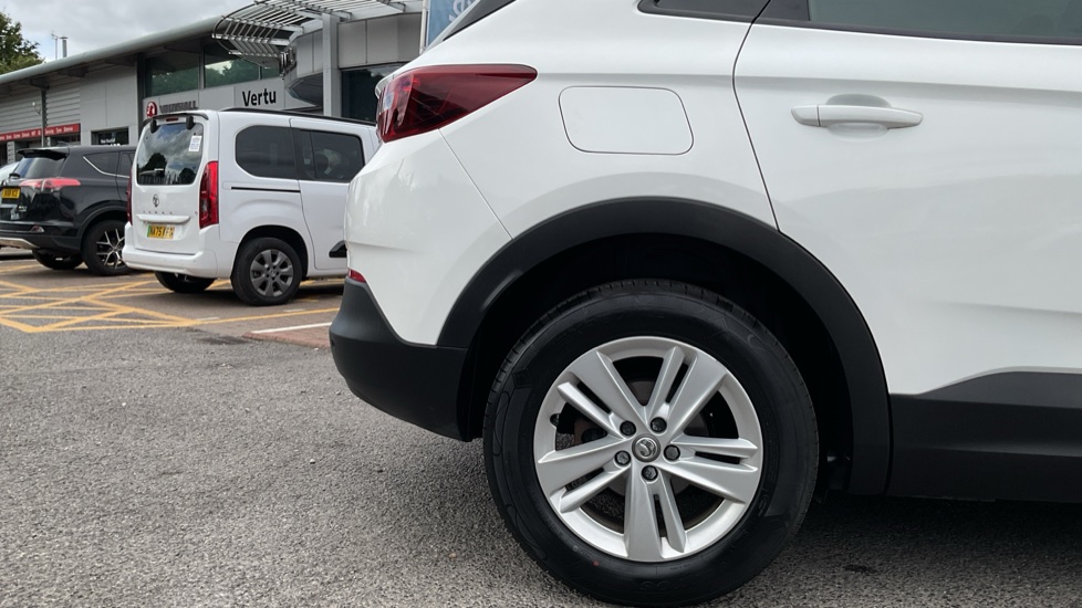 Vauxhall Grandland X 1.5 Turbo D SE 5dr Diesel Hatchback - Image 7