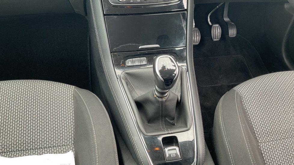 Vauxhall Grandland X 1.5 Turbo D SE 5dr Diesel Hatchback - Image 13