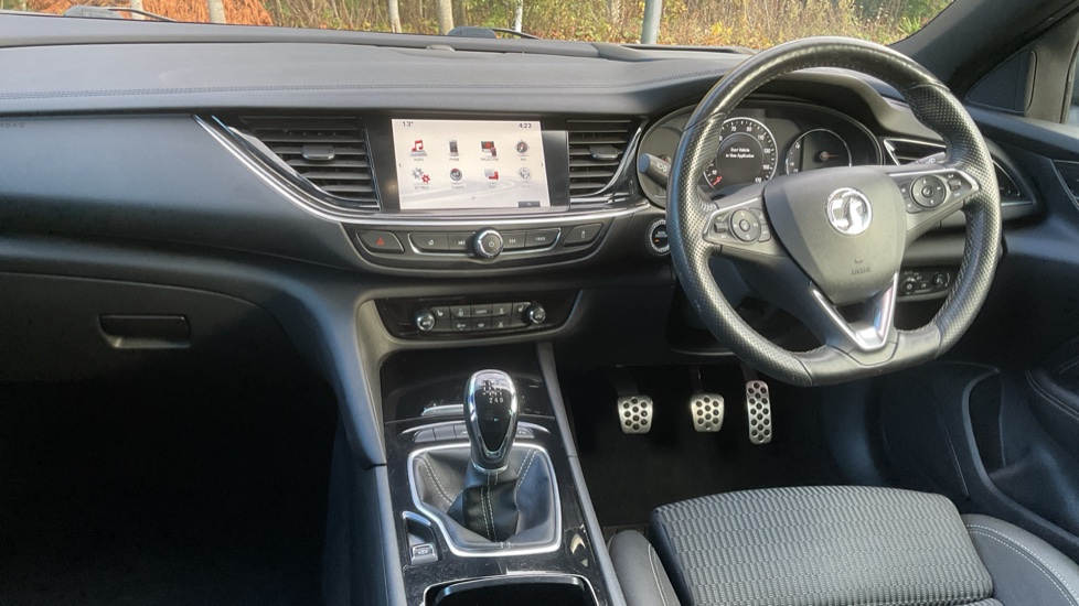 Vauxhall Insignia 2.0 Turbo D SRi Vx-line Nav 5dr Diesel Hatchback - Image 10