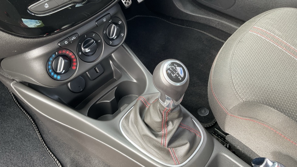 Vauxhall Corsa 1.4 [75] Sport 3dr [AC] Petrol Hatchback - Image 13