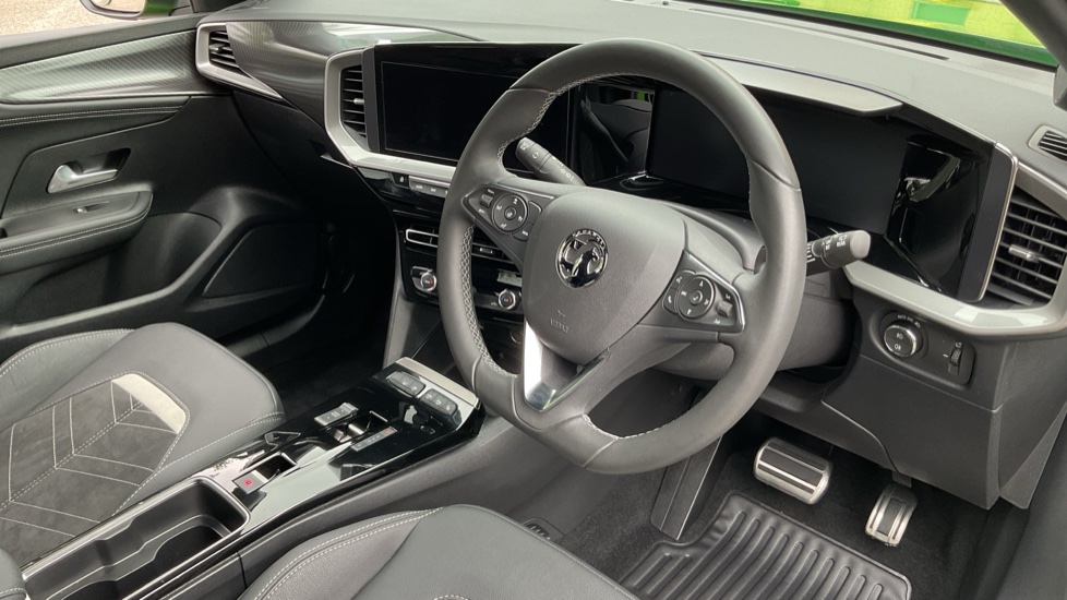 Vauxhall Mokka 100kW Ultimate 50kWh 5dr Auto Electric Hatchback - Image 11