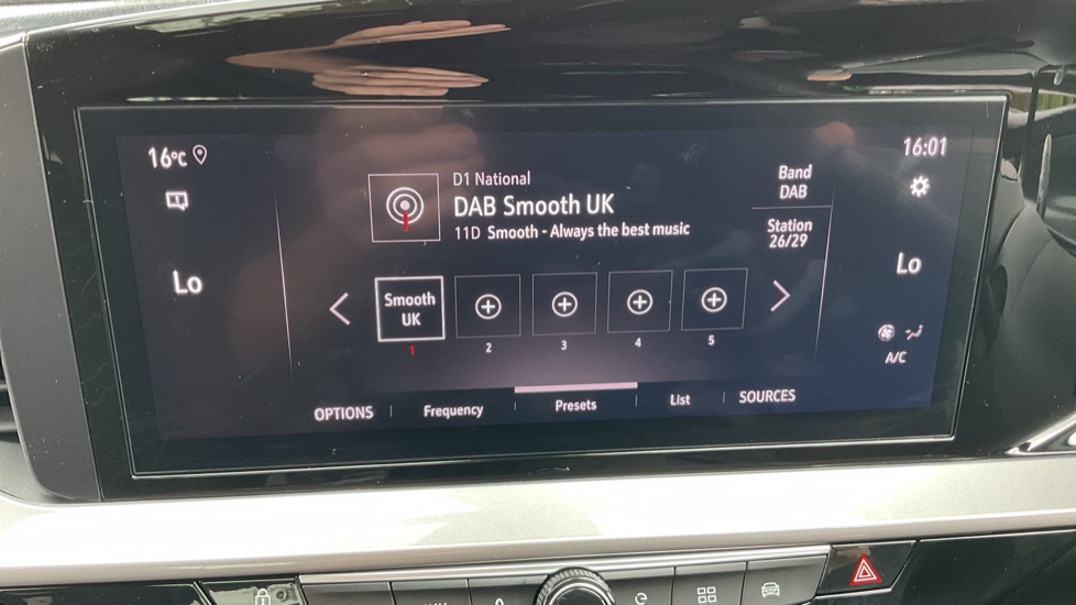 Vauxhall Mokka 100kW Ultimate 50kWh 5dr Auto Electric Hatchback - Image 12