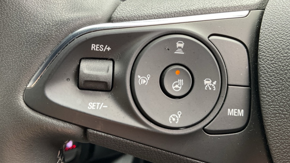 Vauxhall Mokka 100kW Ultimate 50kWh 5dr Auto Electric Hatchback - Image 22