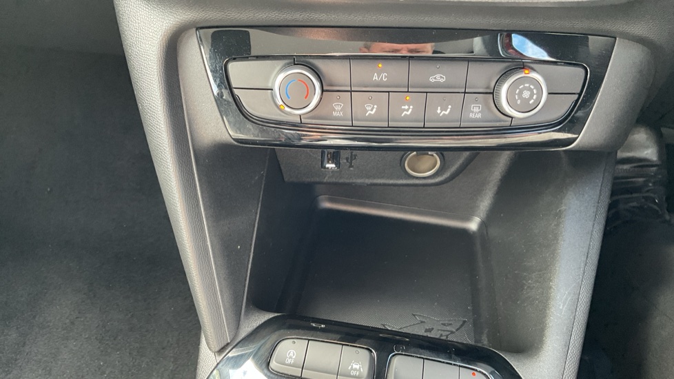 Vauxhall Corsa 1.2 Design 5dr Petrol Hatchback - Image 24