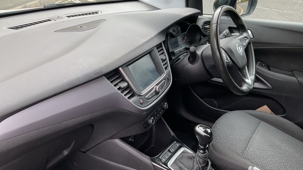 Vauxhall Crossland 1.2 Turbo Design 5dr Petrol Hatchback - Image 9