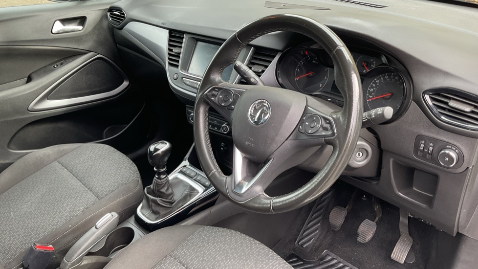 Vauxhall Crossland 1.2 Turbo Design 5dr Petrol Hatchback - Image 11