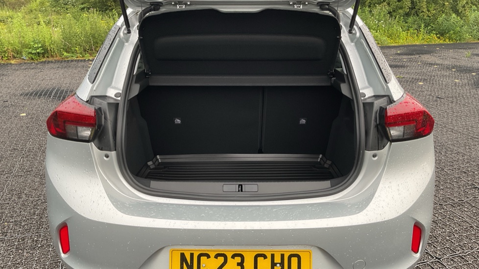 Vauxhall Corsa 1.2 Design 5dr Petrol Hatchback - Image 4