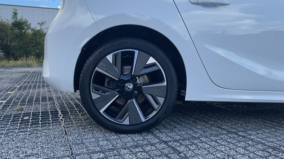 Vauxhall Corsa 100kW GS 50kWh 5dr Auto [11kWCh] Electric Hatchback - Image 7
