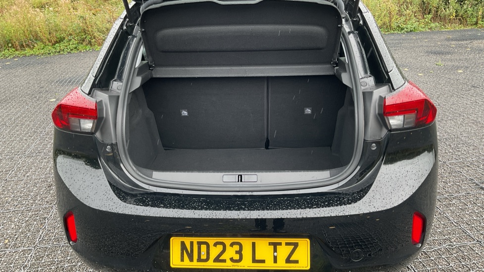 Vauxhall Corsa 1.2 Design 5dr Petrol Hatchback - Image 4