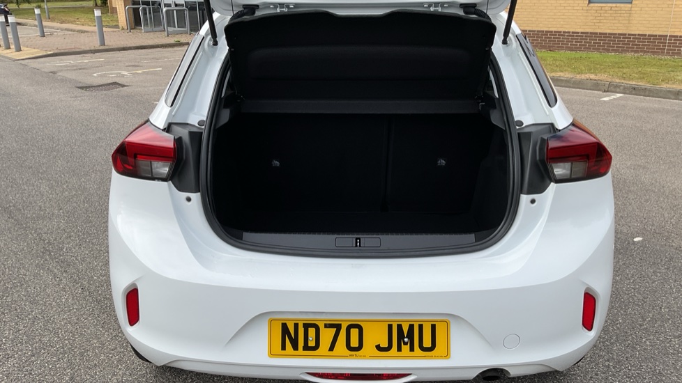 Vauxhall Corsa 1.2 SE 5dr Petrol Hatchback - Image 4
