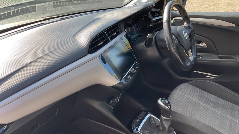 Vauxhall Corsa 1.2 SE Premium 5dr Petrol Hatchback - Image 9