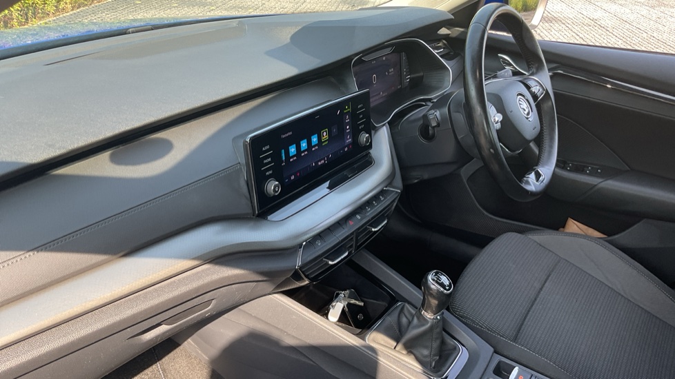 Skoda Octavia 1.0 TSI SE First Edition 5dr Petrol Hatchback - Image 9