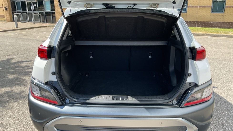 Hyundai KONA 1.0 TGDi 48V MHEV Premium 5dr Petrol Hatchback - Image 4