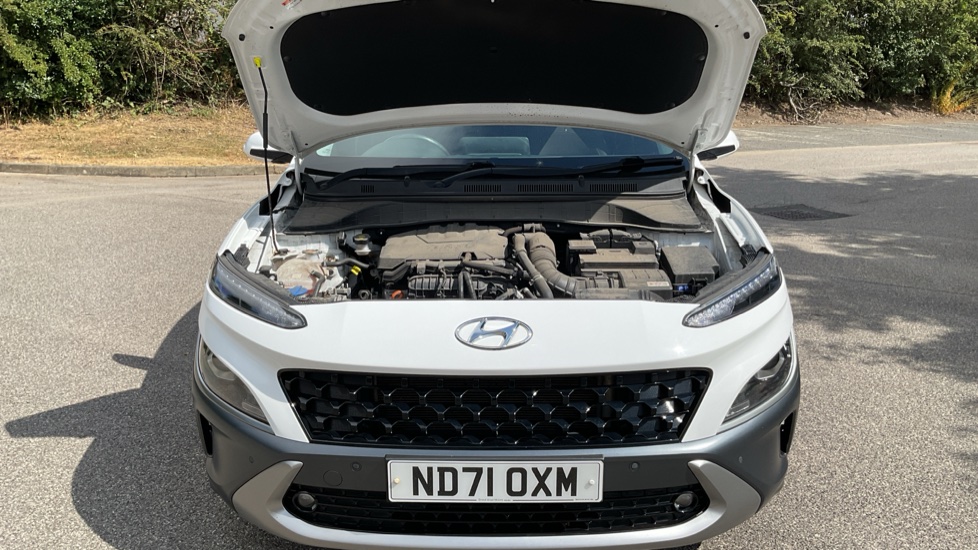 Hyundai KONA 1.0 TGDi 48V MHEV Premium 5dr Petrol Hatchback - Image 8