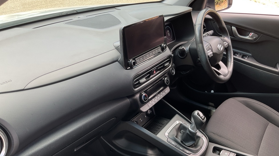 Hyundai KONA 1.0 TGDi 48V MHEV Premium 5dr Petrol Hatchback - Image 9