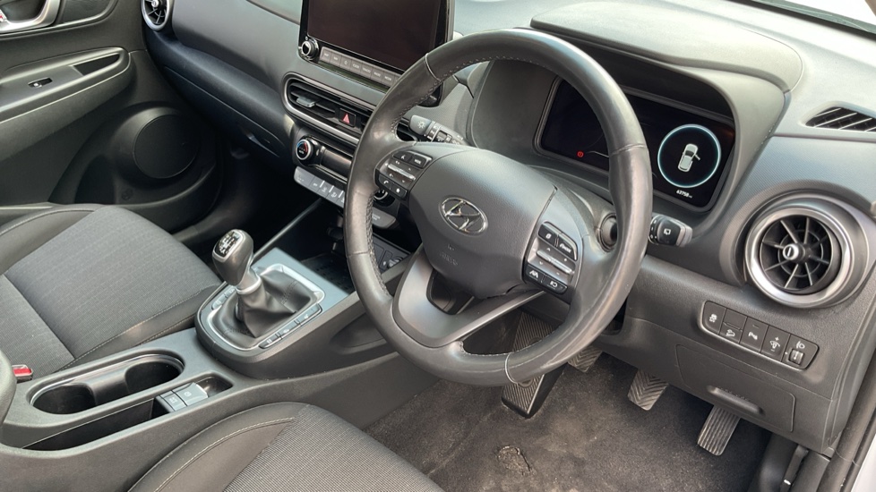 Hyundai KONA 1.0 TGDi 48V MHEV Premium 5dr Petrol Hatchback - Image 11