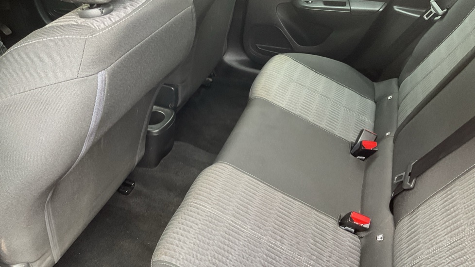 Vauxhall Corsa 1.2 Design 5dr Petrol Hatchback - Image 16