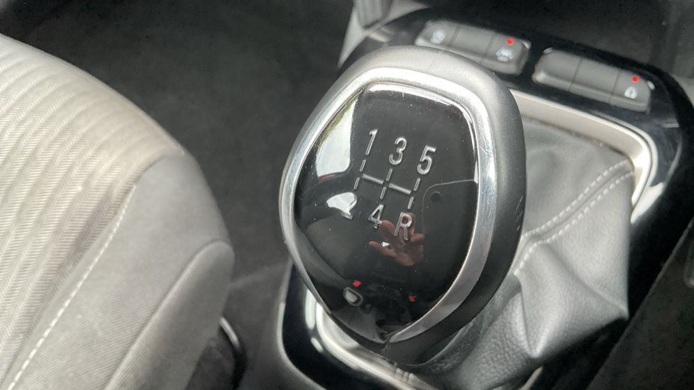 Vauxhall Corsa 1.2 Design 5dr Petrol Hatchback - Image 21
