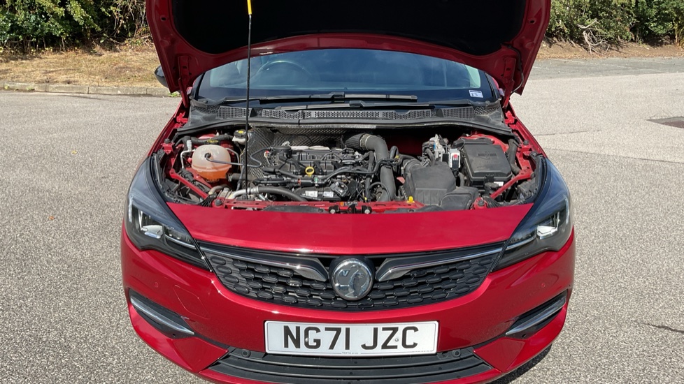 Vauxhall Astra 1.2 Turbo 145 Griffin Edition 5dr Petrol Hatchback - Image 8