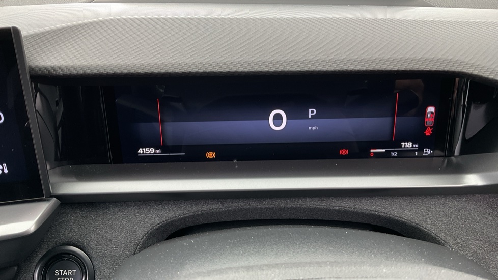 Vauxhall Grandland 1.2 Hybrid [136] Ultimate 5dr e-DCT6 [Pan Roof] Petrol Hatchback - Image 18