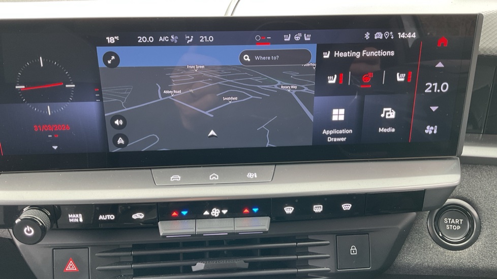 Vauxhall Grandland 1.2 Hybrid [136] Ultimate 5dr e-DCT6 [Pan Roof] Petrol Hatchback - Image 19
