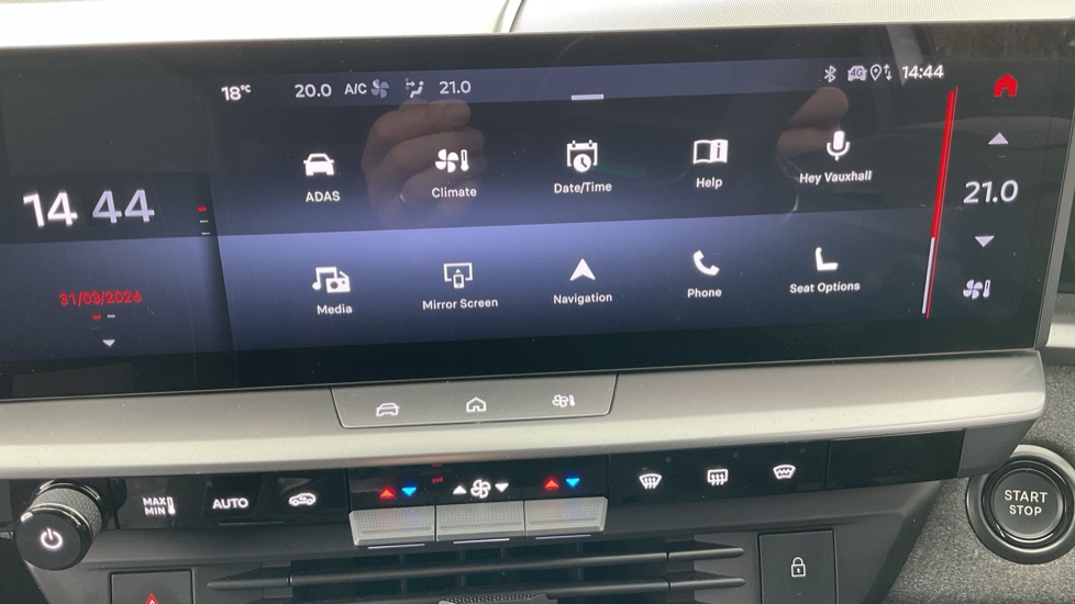 Vauxhall Grandland 1.2 Hybrid [136] Ultimate 5dr e-DCT6 [Pan Roof] Petrol Hatchback - Image 22