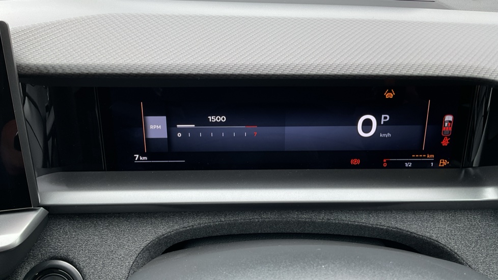 Vauxhall Grandland 1.2 Hybrid 145 Ultimate 5dr e-DCT6 [Pan Roof] Petrol Hatchback - Image 18