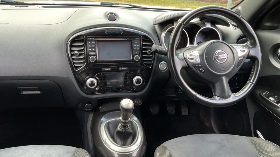 Nissan Juke 1.2 DiG-T Bose Personal Edition 5dr Petrol Hatchback - Image 10