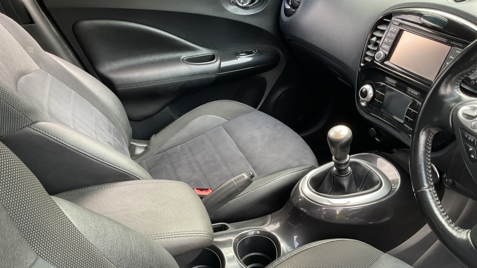 Nissan Juke 1.2 DiG-T Bose Personal Edition 5dr Petrol Hatchback - Image 14