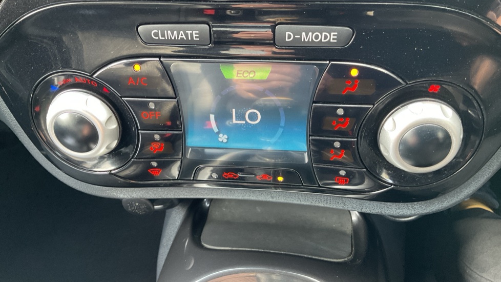 Nissan Juke 1.2 DiG-T Bose Personal Edition 5dr Petrol Hatchback - Image 24