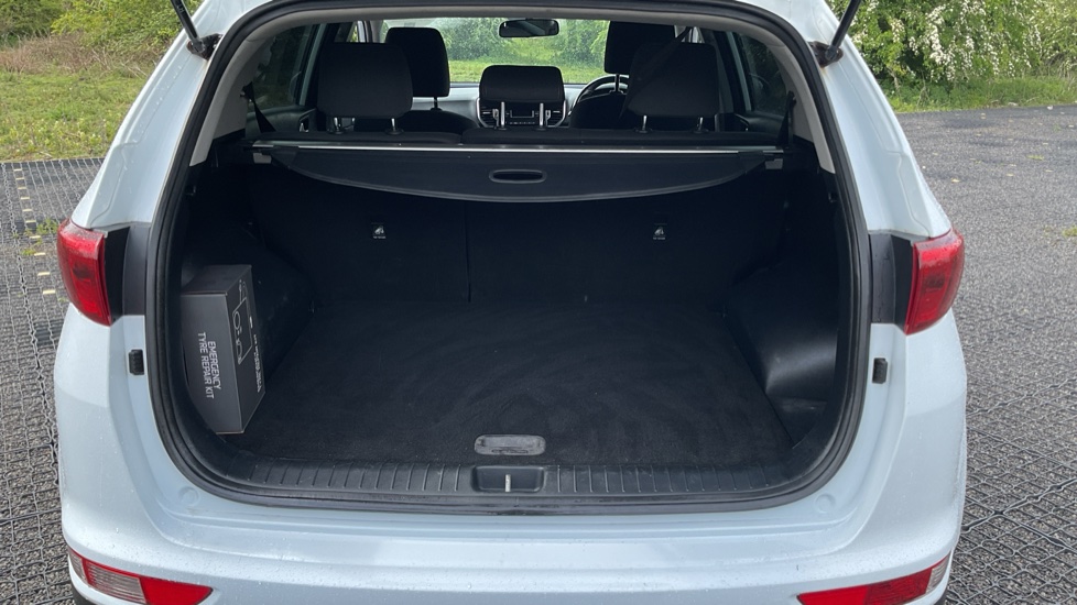 Kia Sportage 1.6 GDi ISG 1 5dr Petrol Estate - Image 4