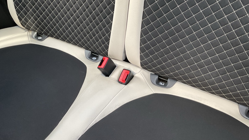 Fiat 500 1.0 Mild Hybrid Dolcevita [Part Leather] 2dr Petrol Convertible - Image 17