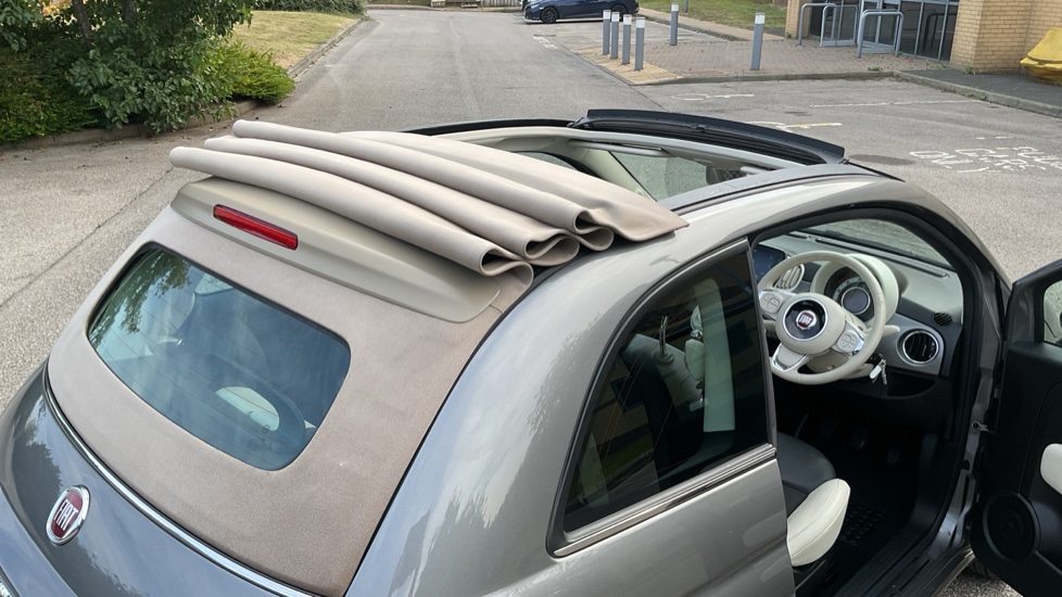 Fiat 500 1.0 Mild Hybrid Dolcevita [Part Leather] 2dr Petrol Convertible - Image 25