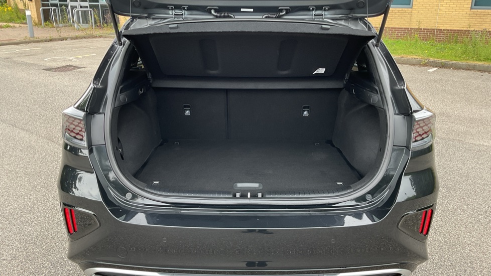 Kia Ceed 1.5T GDi ISG GT-Line 5dr Petrol Hatchback - Image 4