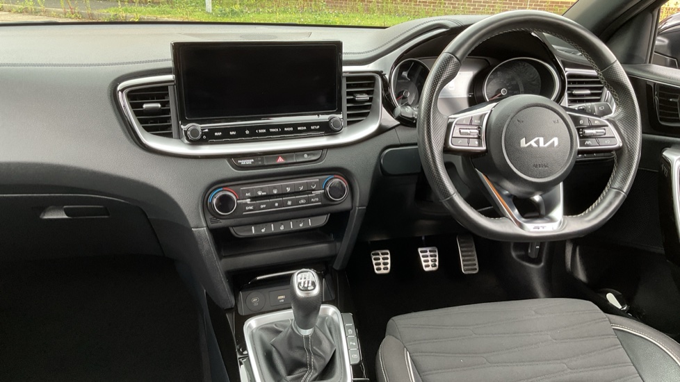 Kia Ceed 1.5T GDi ISG GT-Line 5dr Petrol Hatchback - Image 10