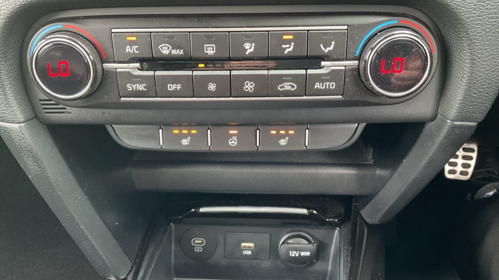Kia Ceed 1.5T GDi ISG GT-Line 5dr Petrol Hatchback - Image 21
