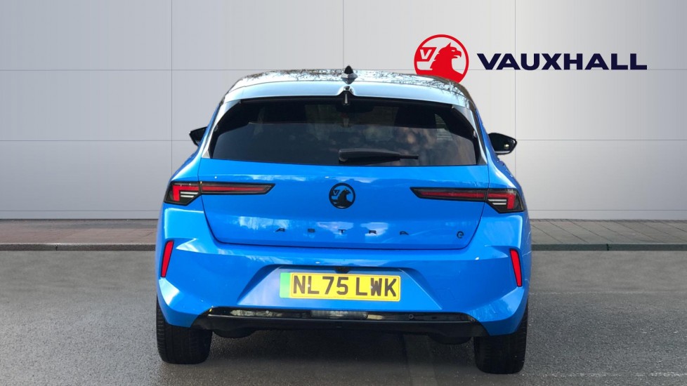 Vauxhall Astra 115kW Ultimate 54kWh 5dr Auto Electric Hatchback - Image 6